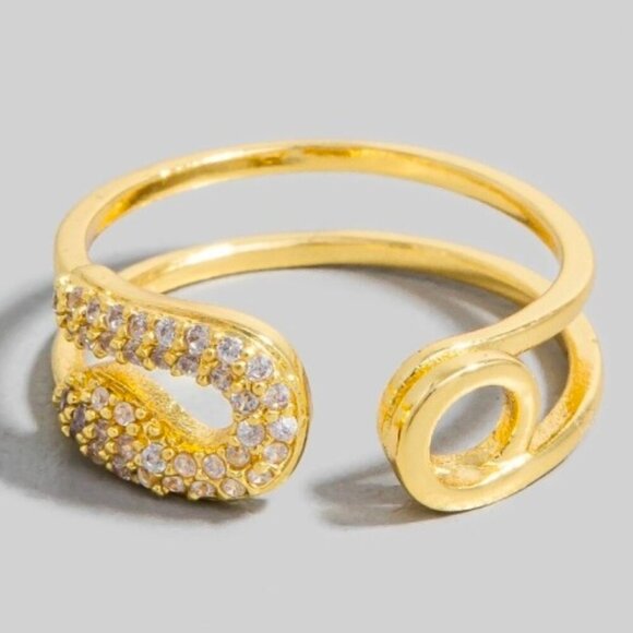 ALEX GOLD SAFETY PIN RING - Picture 1 of 1